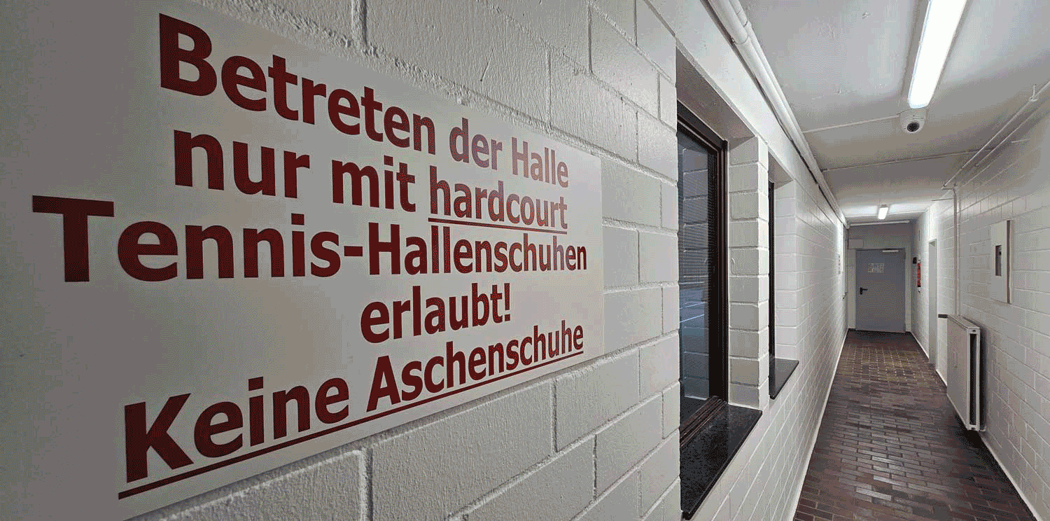 HALLENSCHUHE TRAGEN!